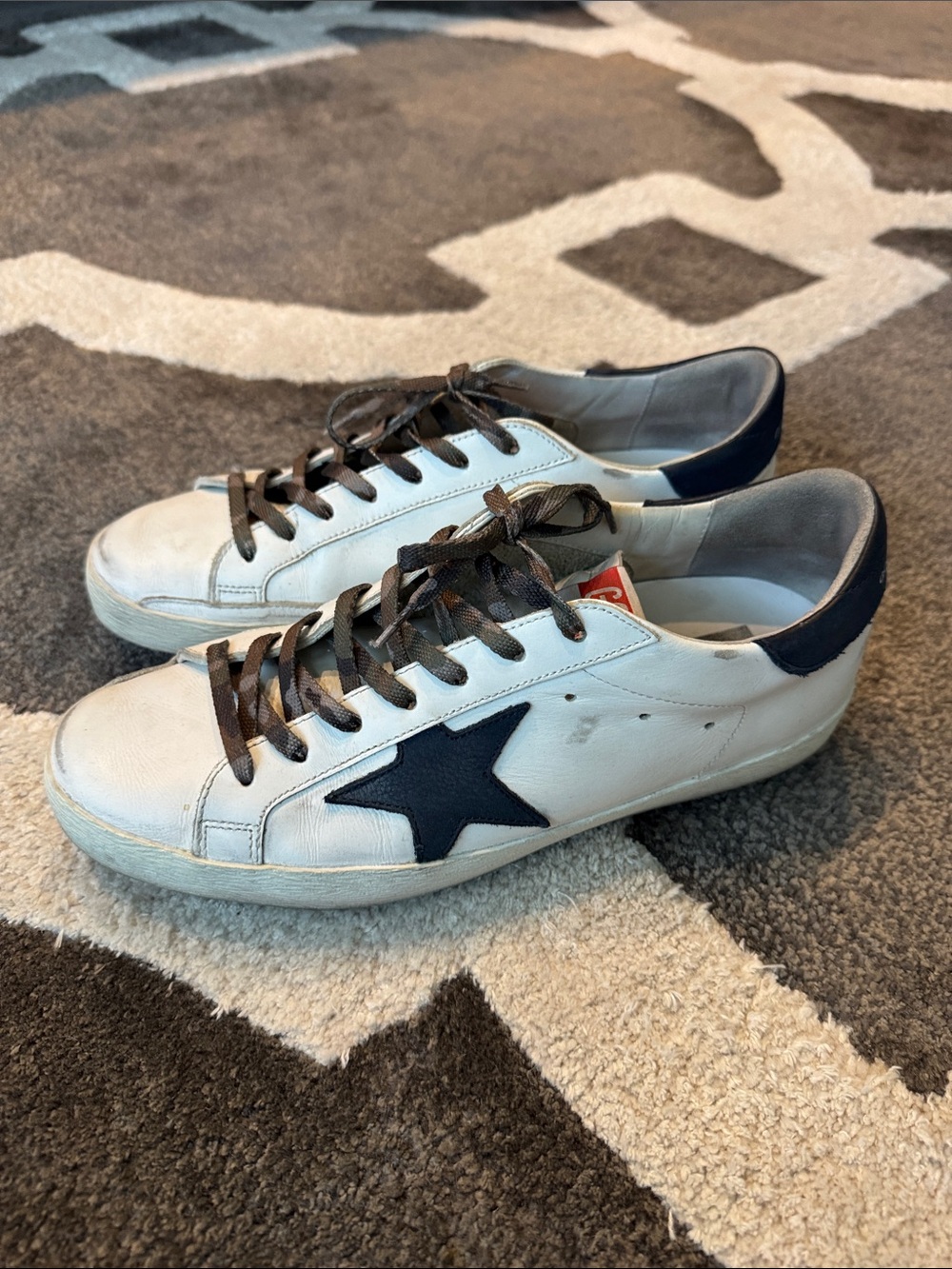 Men's Golden goose White Leather Sneakers with Navy Star Accent